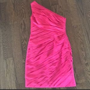 Monique Lhuillier size 12 one shoulder pink chiffon dress